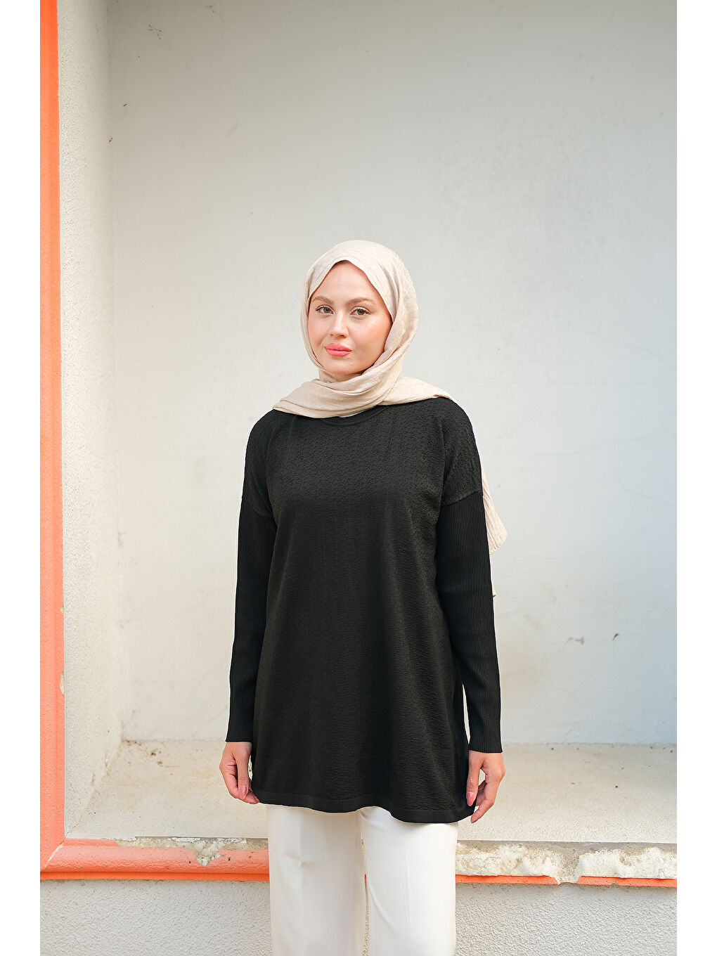Kadın Kendinden Desenli Tunik Siyah-3