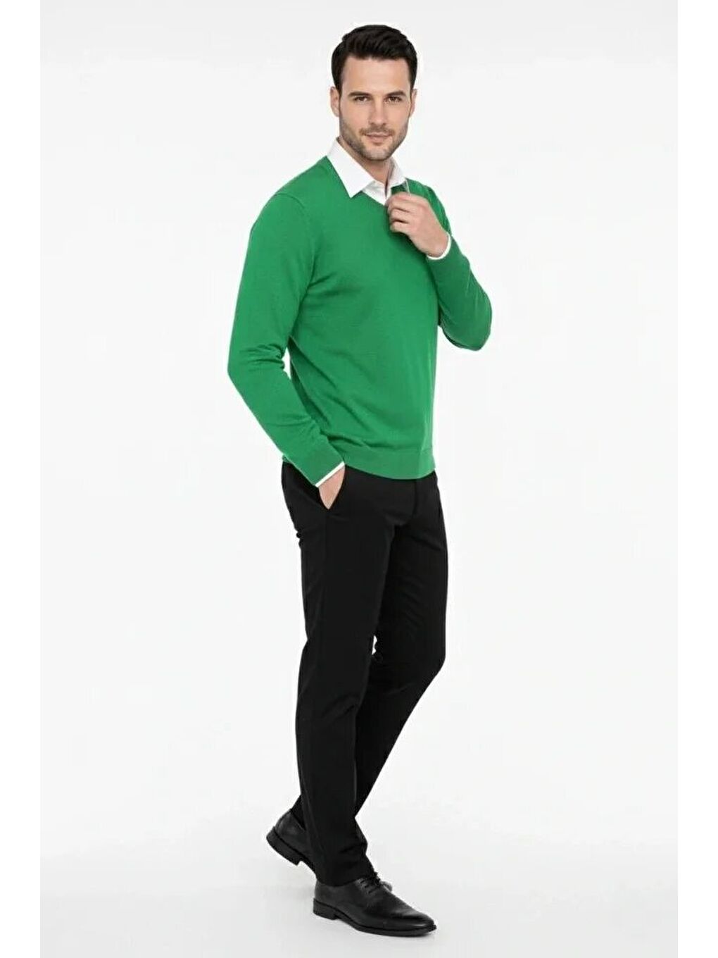 Yeşil Erkek V Yaka Triko Kazak Yumuşak Dokulu Pamuklu Ince Dokuma, Uzun Kollu Rahat Regular Kalıp - Çimen