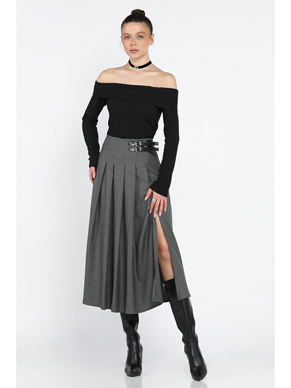 Antrasit Kadın Bel Kemer Tokalı Pileli Yırtmaç Detaylı Etek