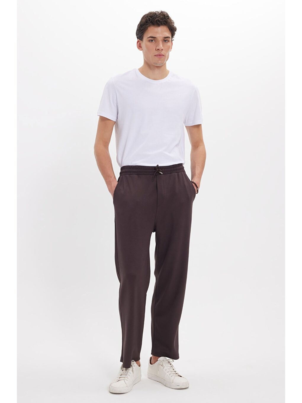 Erkek Kahverengi Baggy Fit Rahat Kesim Modal Kumaş Soft Doku Beli Bağcıklı Yan Cepli Eşofman Altı-1