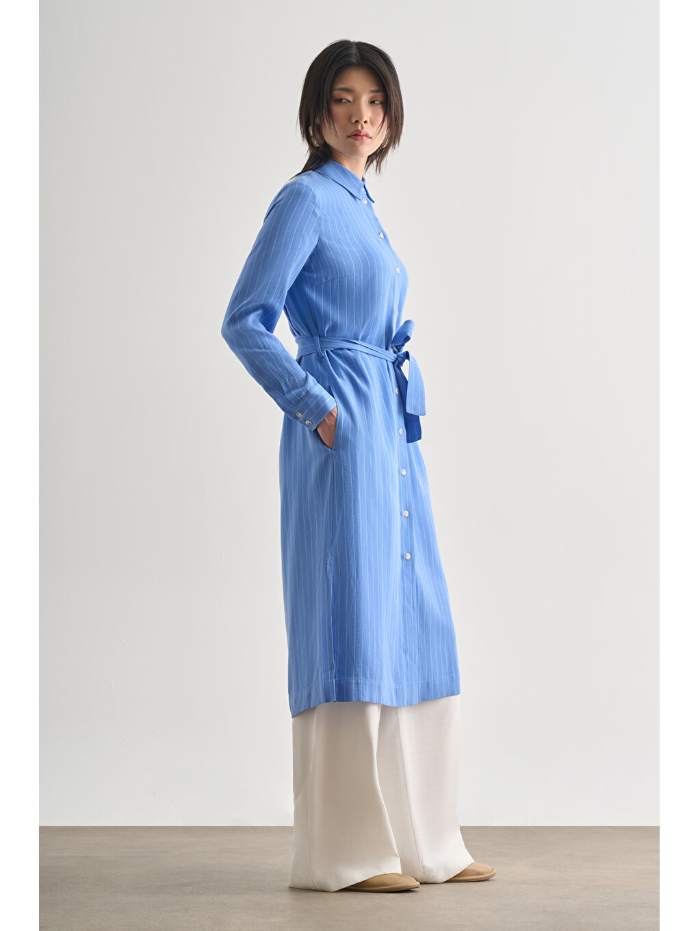 Mavi İnce Çizgili Kuşaklı Midi Gömlek Elbise-3