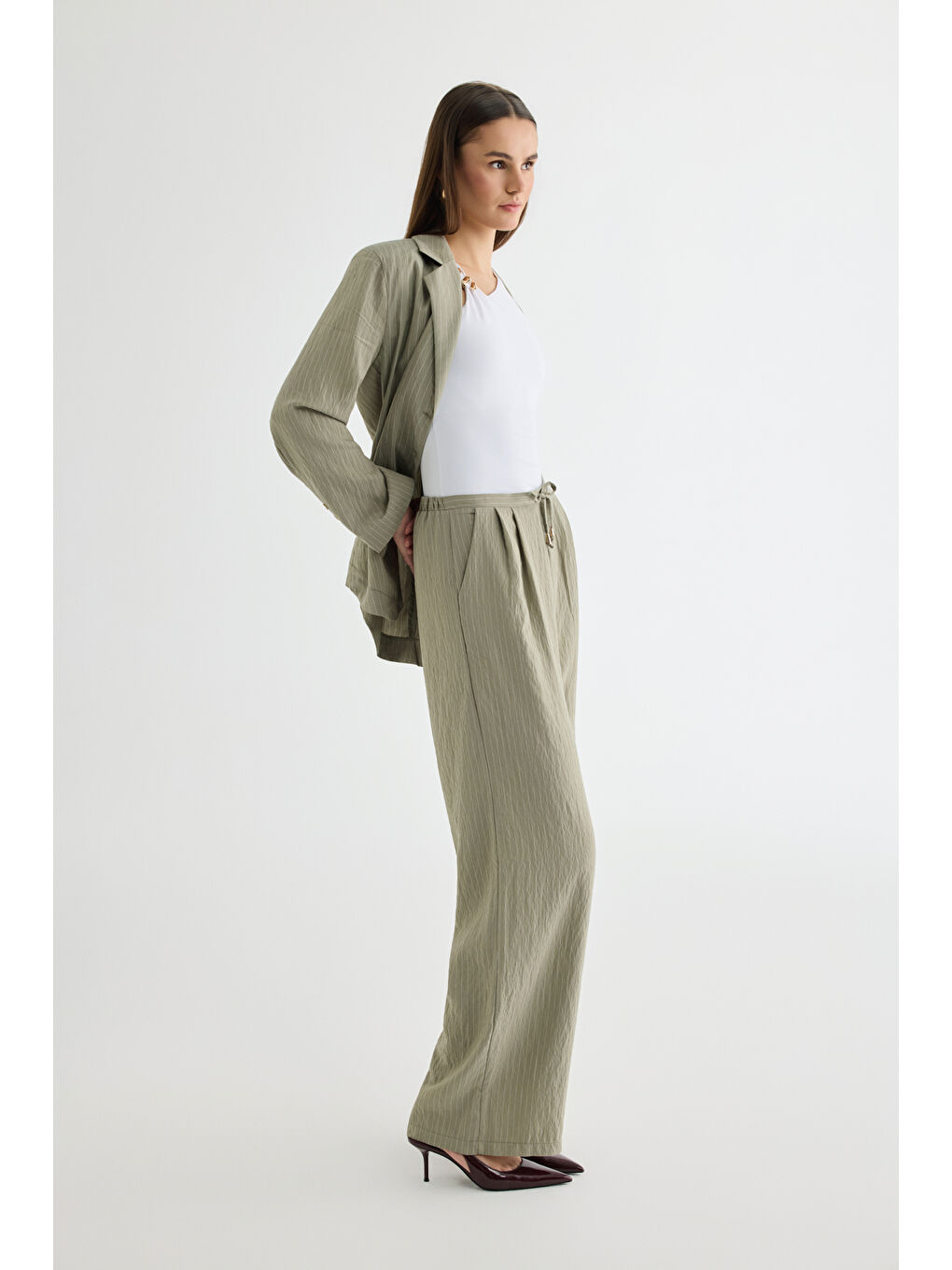 Çizgili Bağcıklı Bol Paça Pantolon Haki-2