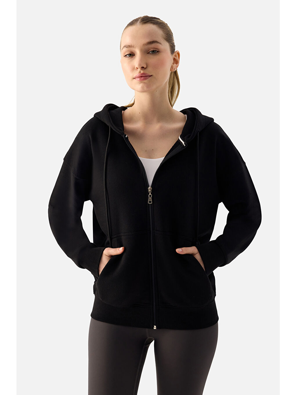Luna Fermuarlı Kapüşonlu Siyah Sweatshirt