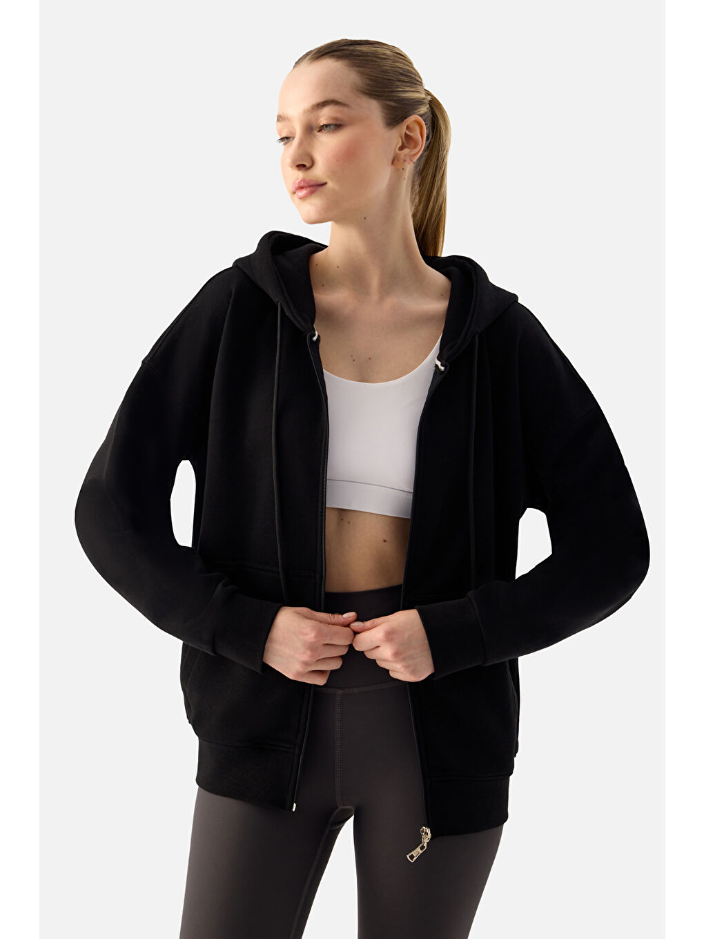 Luna Fermuarlı Kapüşonlu Siyah Sweatshirt-1