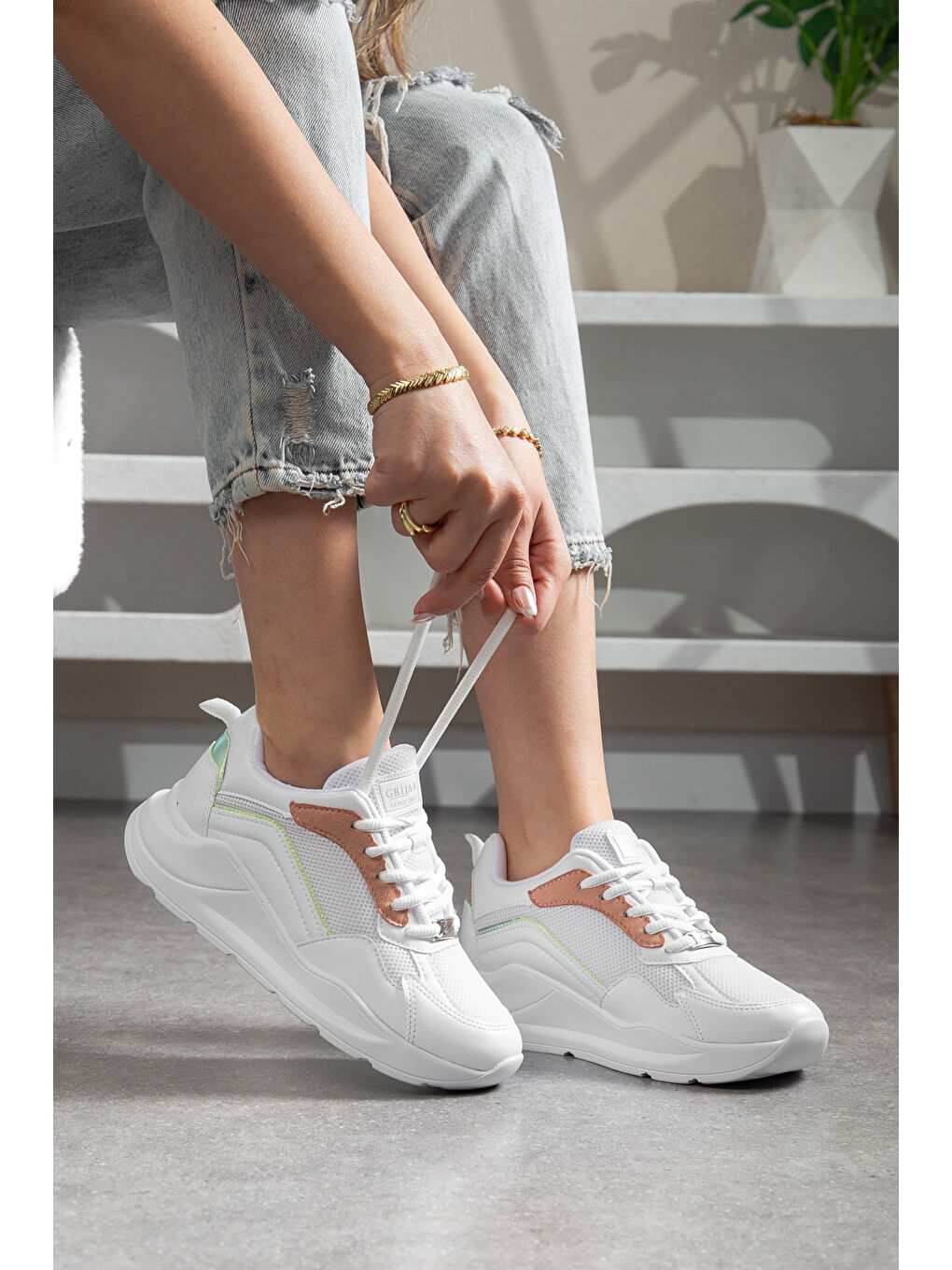 Beyaz Grijak Günlük Ortopedik Kadın Sneaker Spor Ayakkabı-1