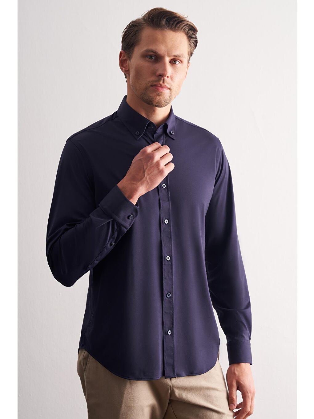 Lacivert Düğmeli Yaka Örme Uzun Kol Performans Ürün Slim Fit Esnek Gömlek 1004255270