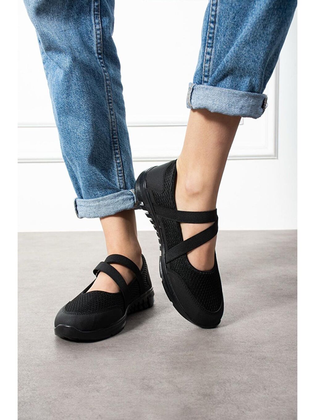 Siyah Ginevra Günlük Kadın Babet Kolay Giyilebilir Hava Alabilen Hafif Rahat Esnek Spor Ayakkabı