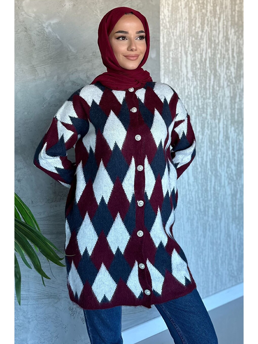 Bordo İnci Düğmeli Geometrik Desenli Tesettür Triko Hırka (s-m-l-xl Beden Uyumludur.)-2