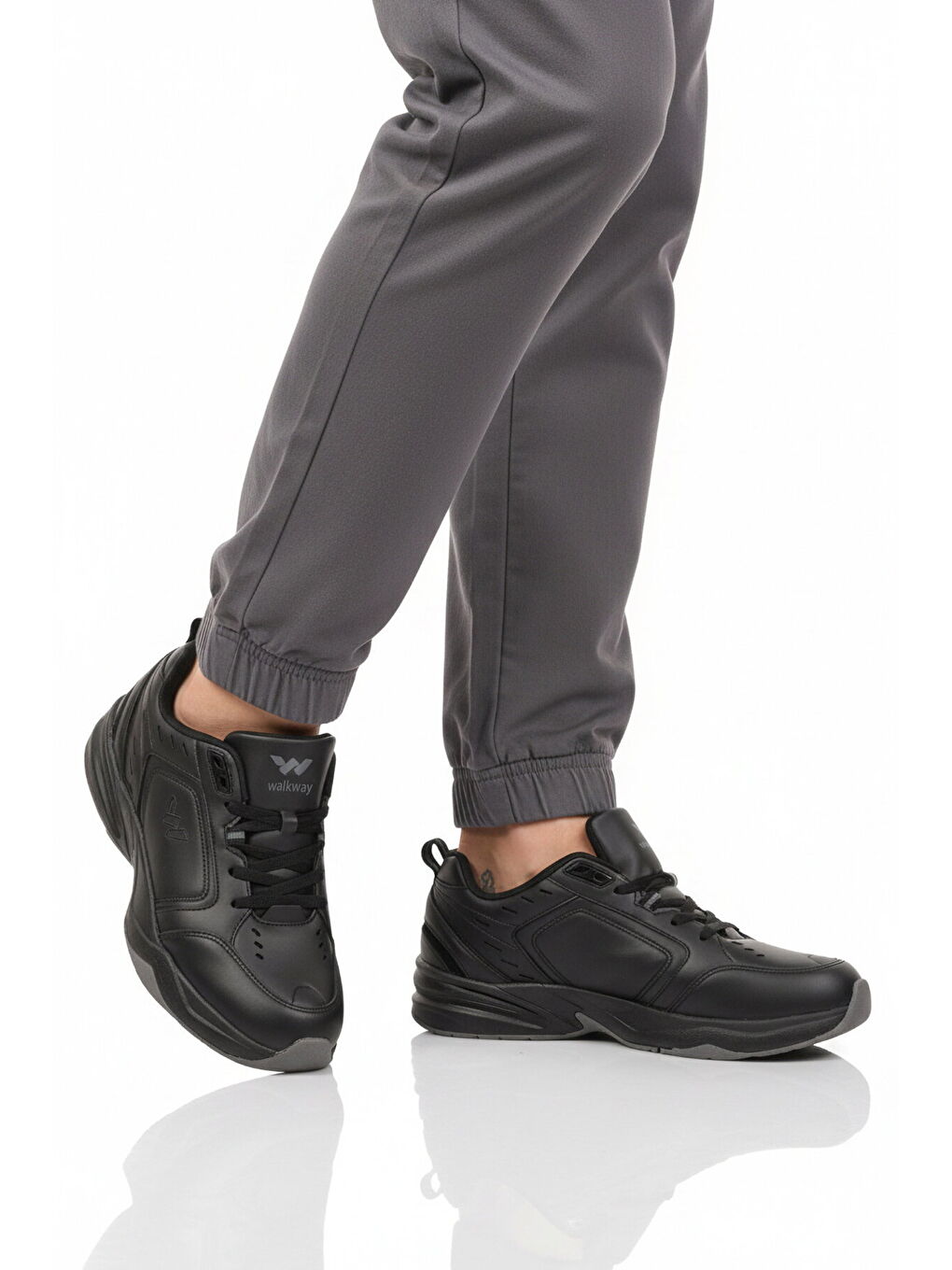 Siyah Bağcıklı Kaymaz Taban Erkek Spor Ayakkabı Erya M