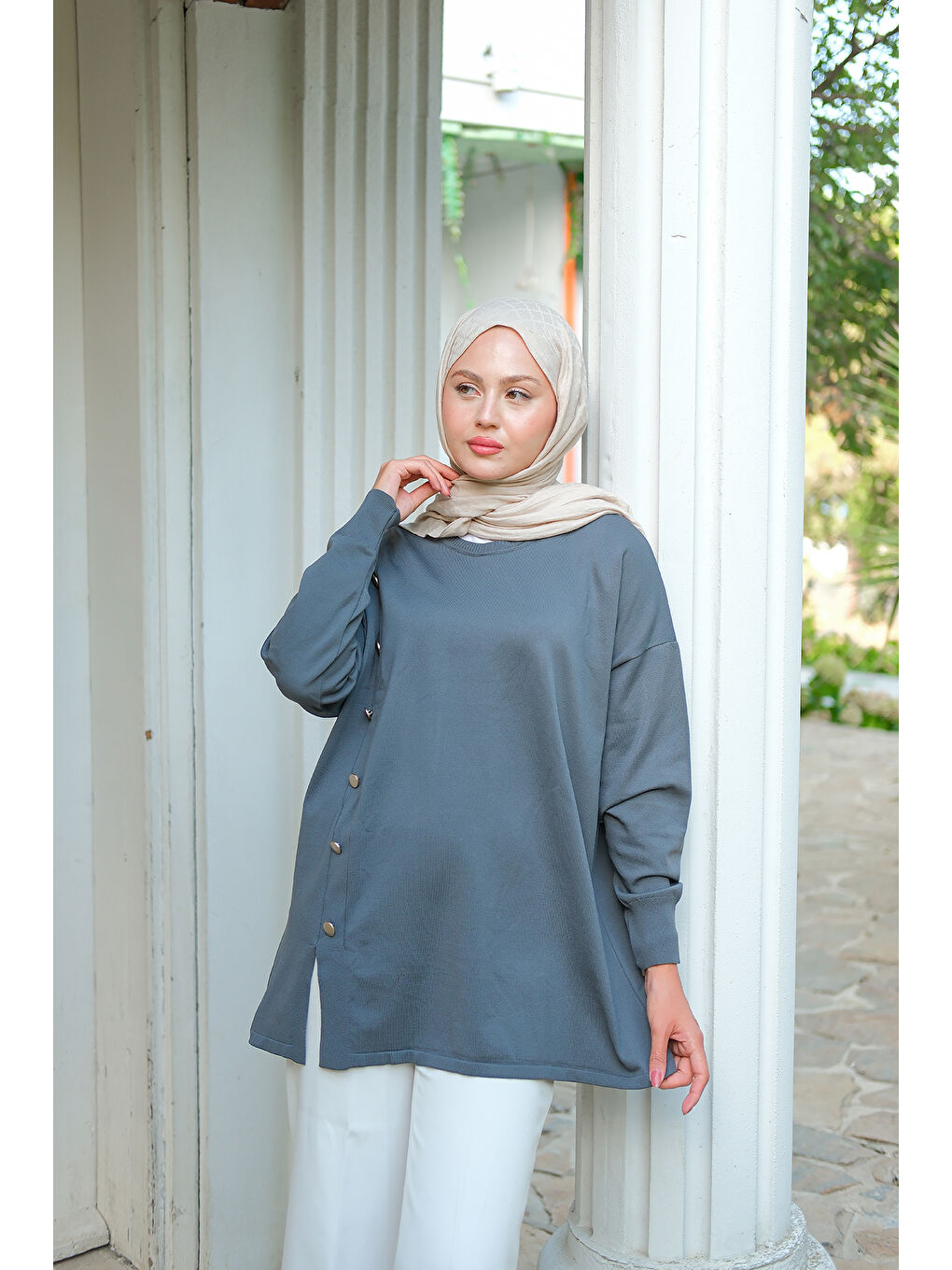 Gri Kadın Ön Düğme Detay Tunik Füme-1