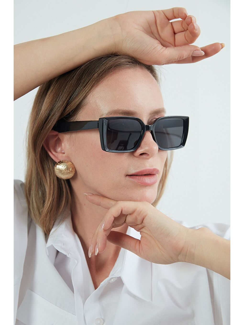 Siyah Dikdörtgen Çerçeveli Güneş Gözlüğü-1