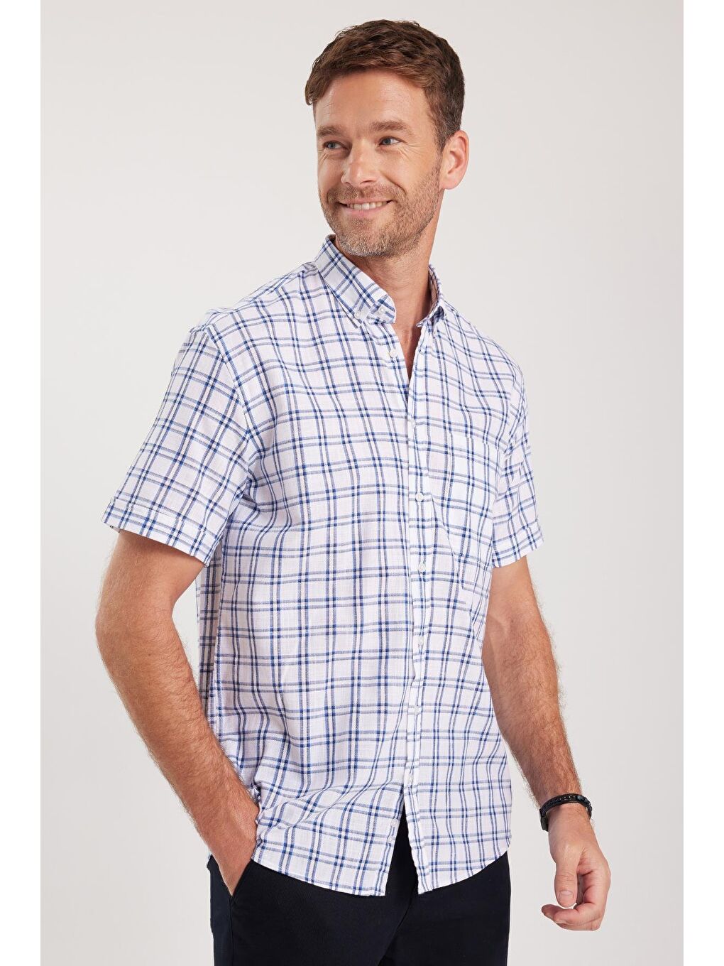 Karışık Erkek Regular Fit Klasik Kesim %100 Pamuk Keten Doku Cepli Kareli Kısa Kollu Düğmeli Yaka Gömlek-4