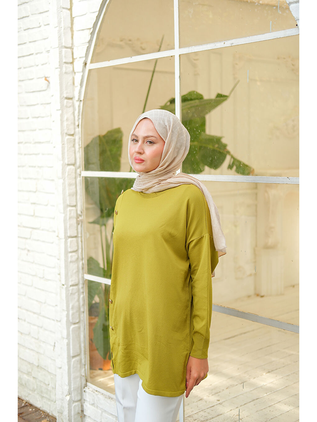 Kadın Ön Düğme Detay Tunik Yağ Yeşil-1