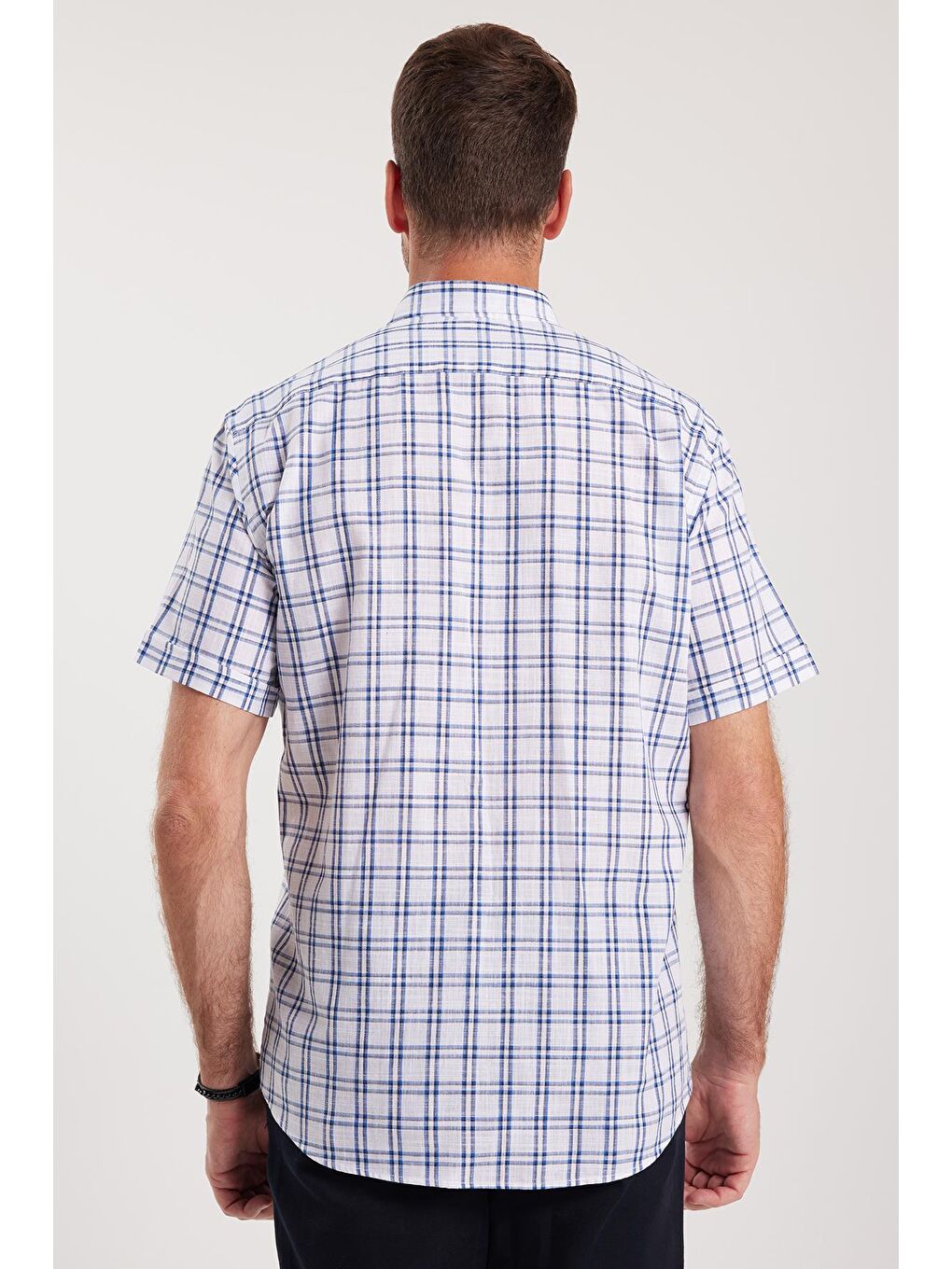 Karışık Erkek Regular Fit Klasik Kesim %100 Pamuk Keten Doku Cepli Kareli Kısa Kollu Düğmeli Yaka Gömlek-6