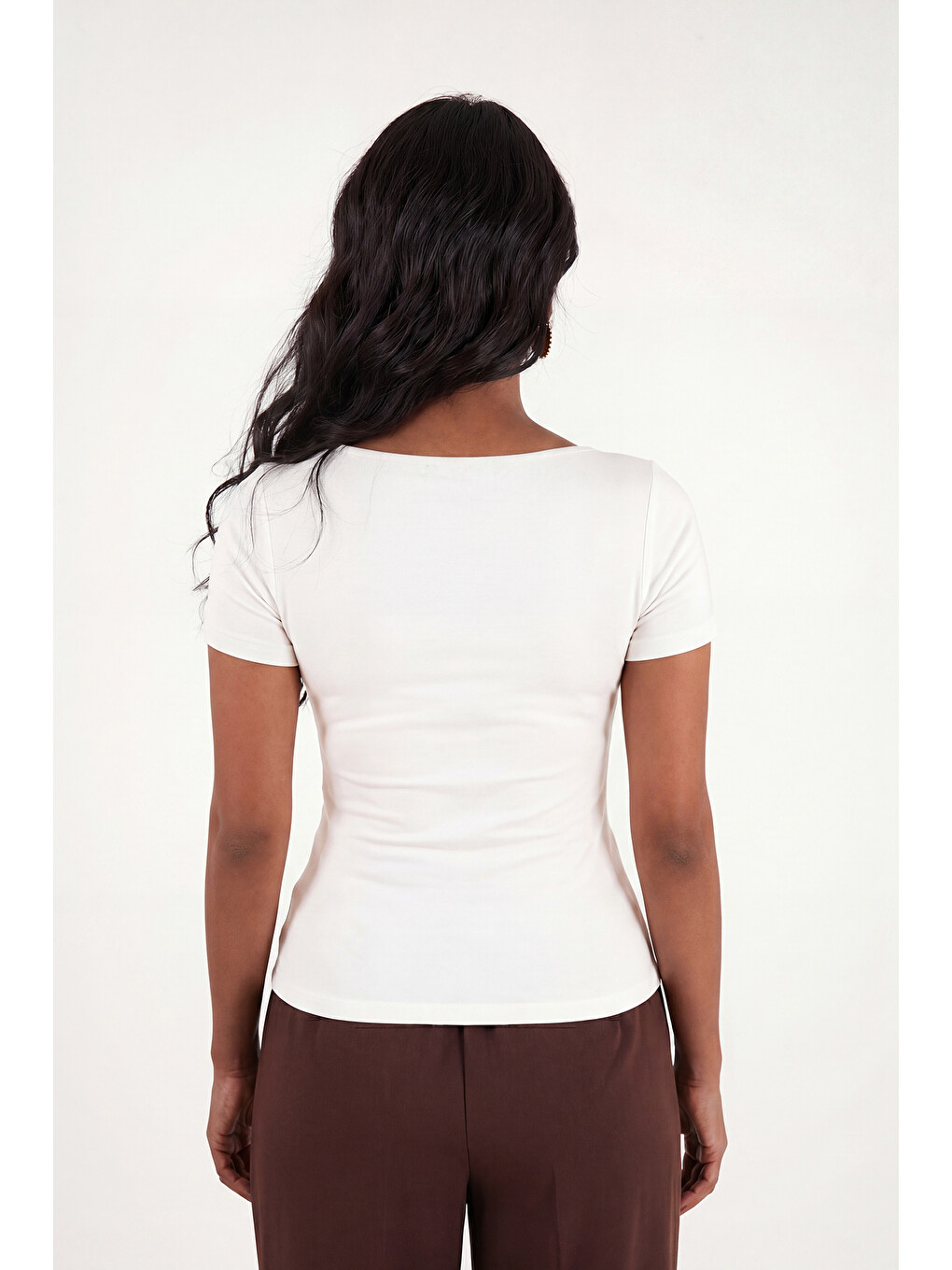 Ekru Toka Detaylı Fitted Fit Kayık Yaka Bluz 5862707-6