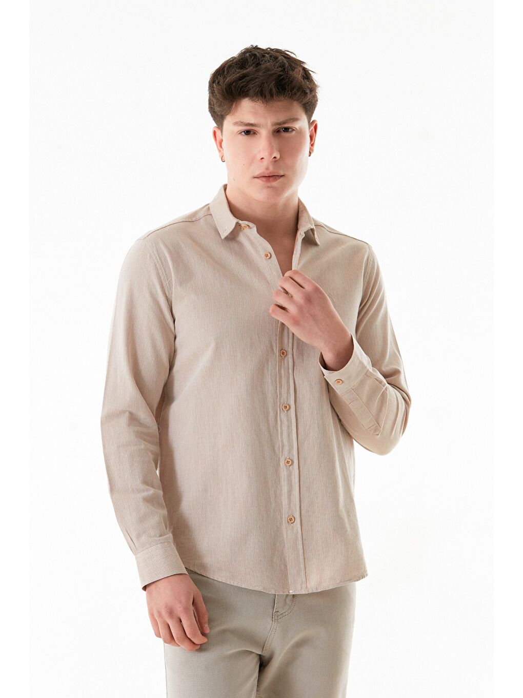 Bej Basic Düğmeli Gömlek-2