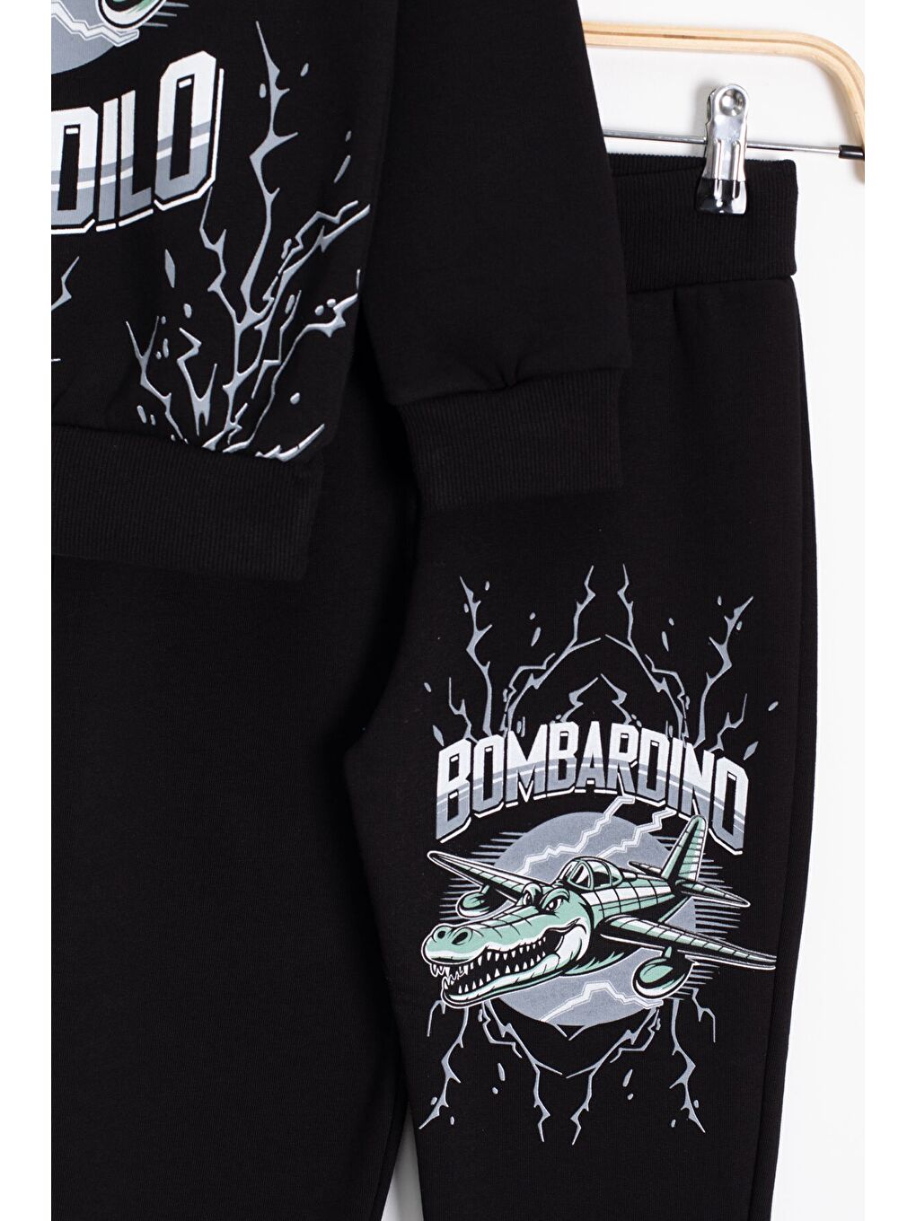 Siyah Erkek Çocuk Yazılı Karakter Baskılı Şardonlu Eşofman Takımı 23286-3