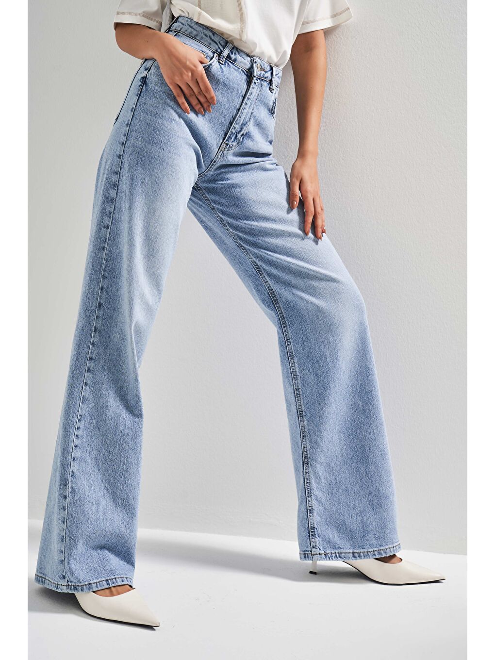 Mavi Kadın Ice Renk V-4S5-27 Viskon Esnek Kumaş Yüksek Bel İç Boy 80cm Denim Jean