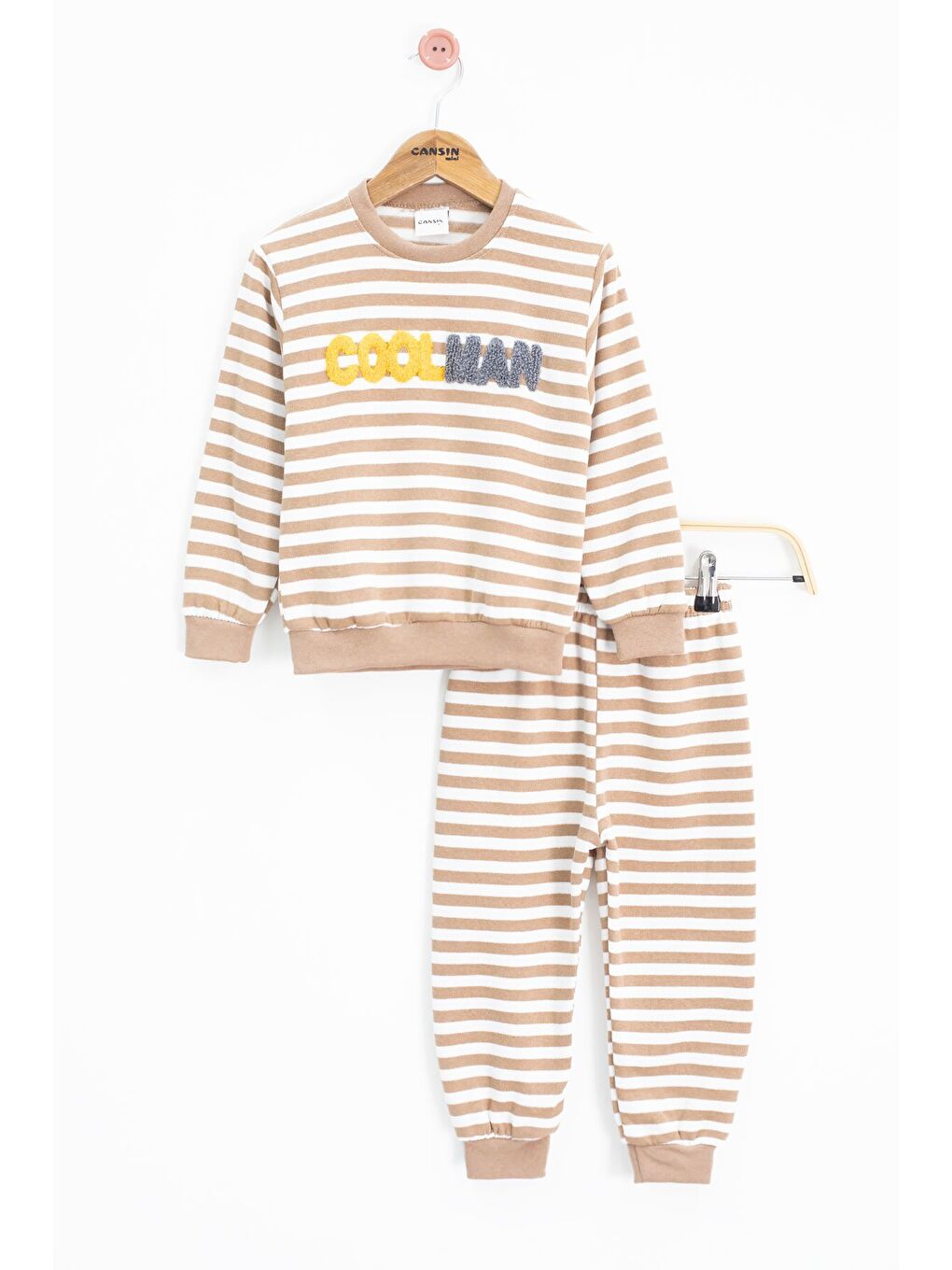 Kahverengi Erkek Çocuk Yazı Nakışlı Şardonlu 2'li takım 22706