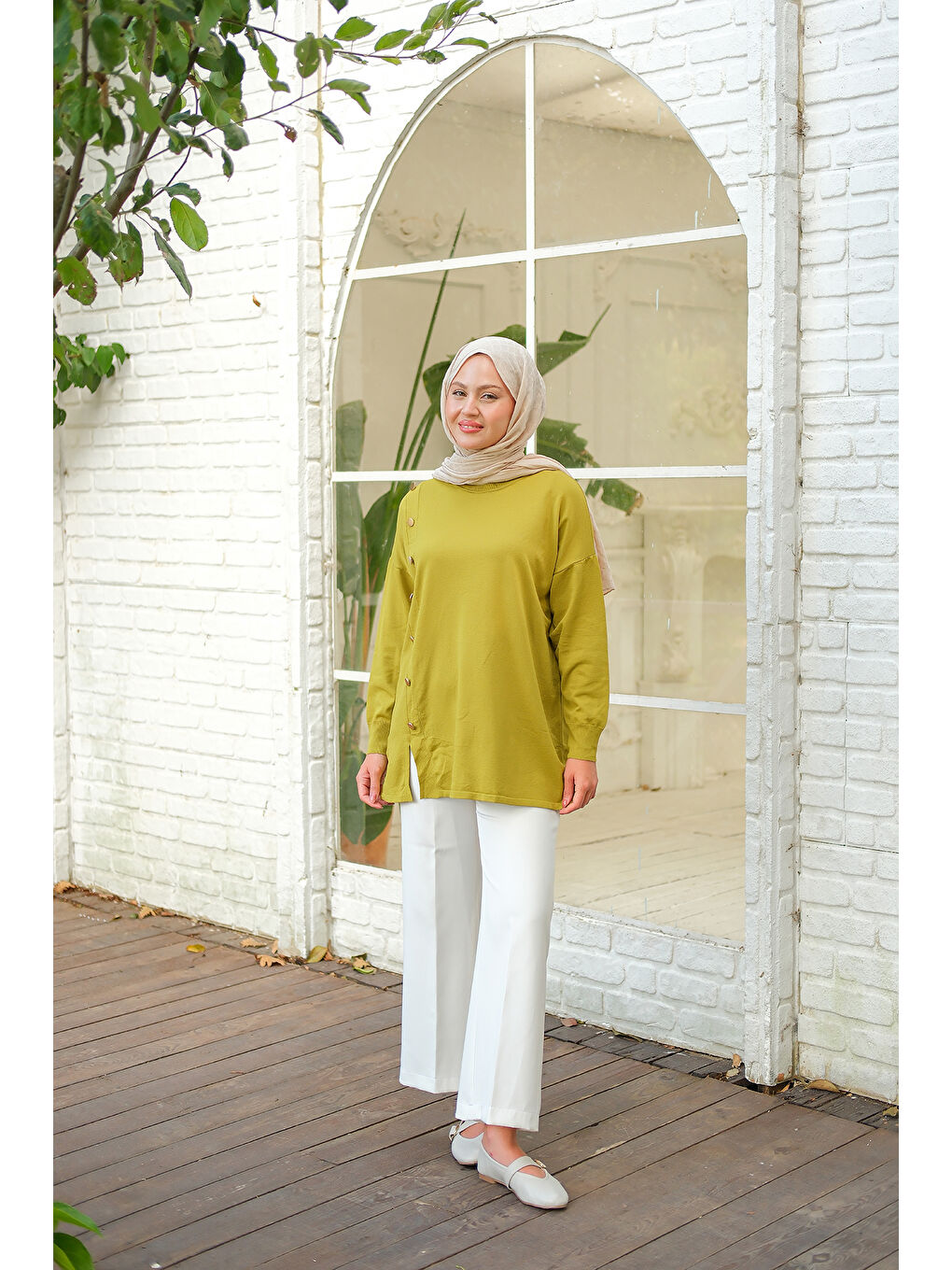 Kadın Ön Düğme Detay Tunik Yağ Yeşil-4