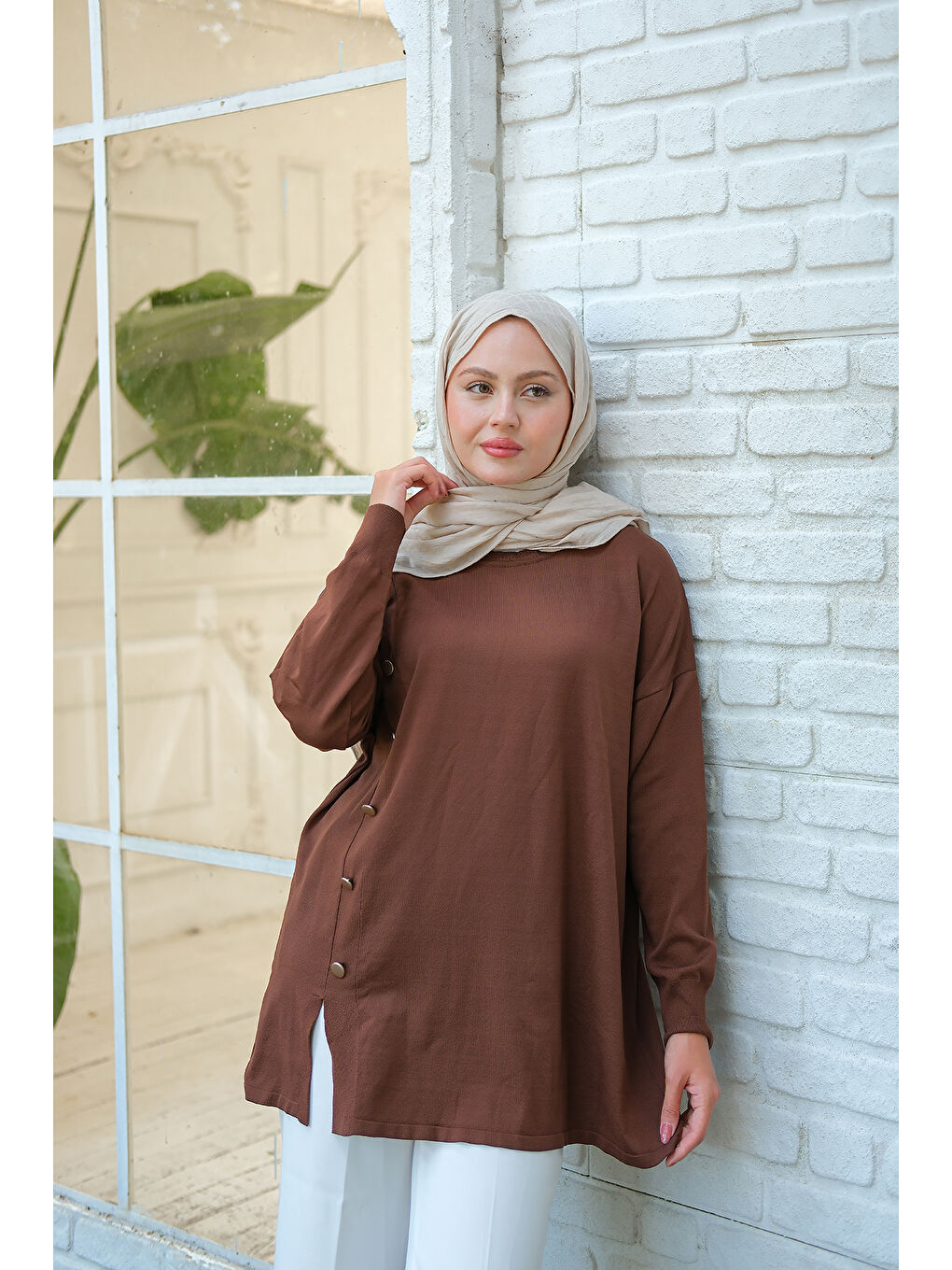 Kadın Ön Düğme Detay Tunik Kahverengi-2