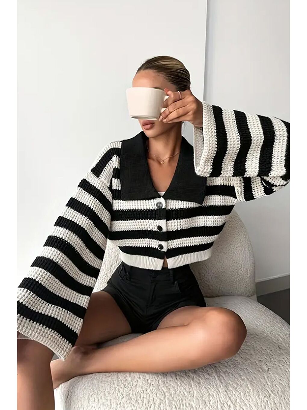 Siyah Kadın Ön Düğmeli Renk Şeritli İspanyol Kol Örme Triko Hırka