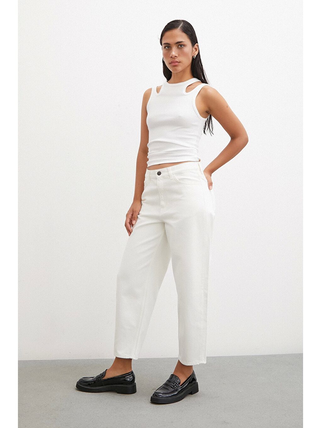 Yüksek Bel Mom Jean Beyaz-3