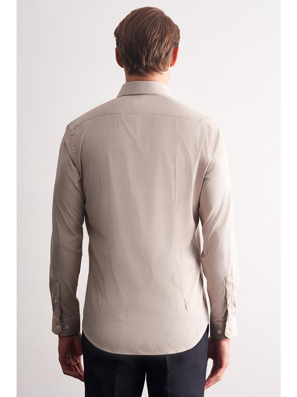 Bej-Beyaz Sert Yaka Çizgili Desen Uzun Kol Slim Fit Esnek Gömlek 1004255176-4