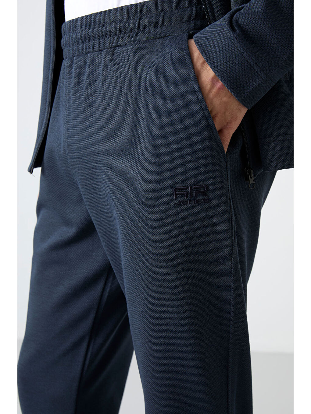 İndigo Dik Yaka Gizli Cep Detaylı Standart Kalıp Erkek Eşofman Takım - 85209-3