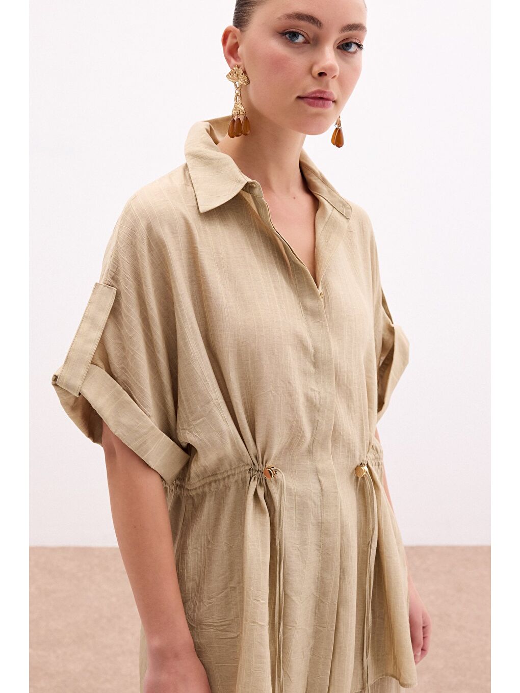 Bel Büzgü Detaylı Gömlek - Haki-5