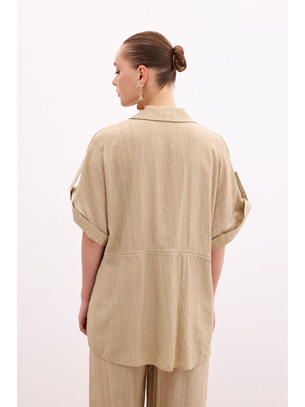 Bel Büzgü Detaylı Gömlek - Haki-6