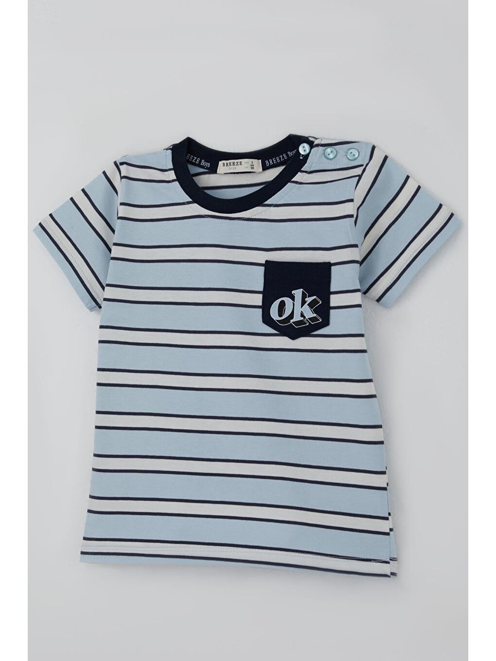 Erkek Çocuk Şortlu Takım Tişörtü Cep Detaylı Bağcık Aksesuarlı Açık Mavi (1.5-5 Yaş)-7