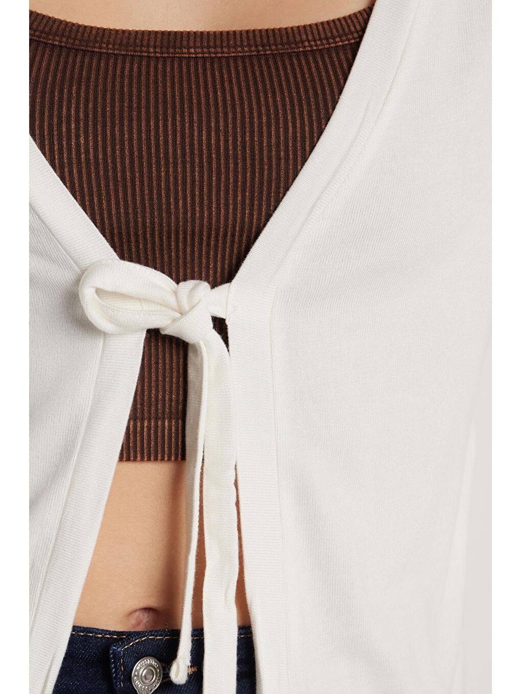 Kadın Slim Fit Dar Kesim Bağlamalı Uzun Kollu V Yaka Ekru Hırka-1