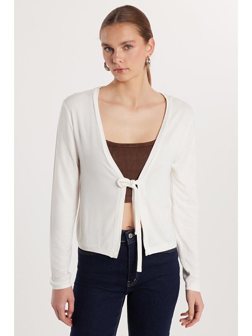 Kadın Slim Fit Dar Kesim Bağlamalı Uzun Kollu V Yaka Ekru Hırka-2