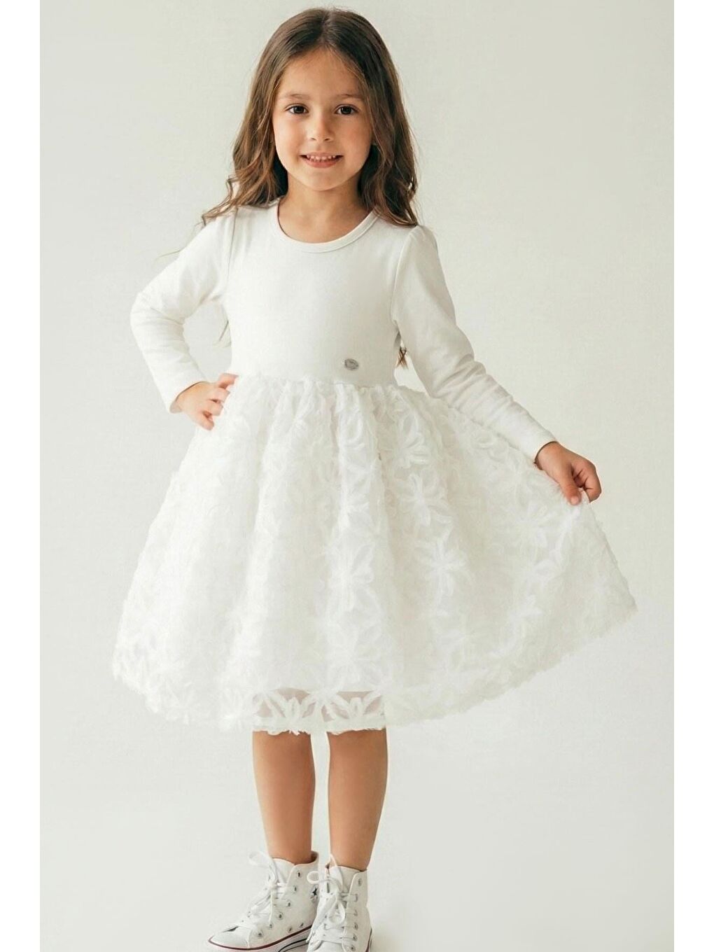 Kız Çocuk Uzun Kollu Elbise Etek Kısmı Organze Kabartmalı Çiçek Tül Detaylı Ekru (3-8 Yaş)