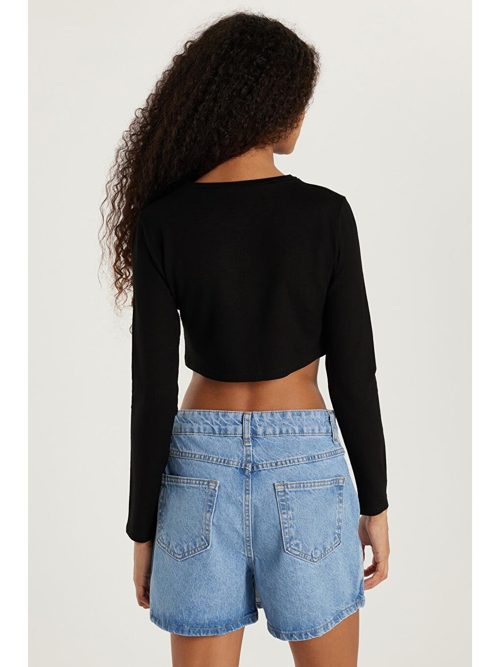 Kadın Slim Fit Dar Kesim Uzun Kollu Bisiklet Yaka Siyah Hırka-4