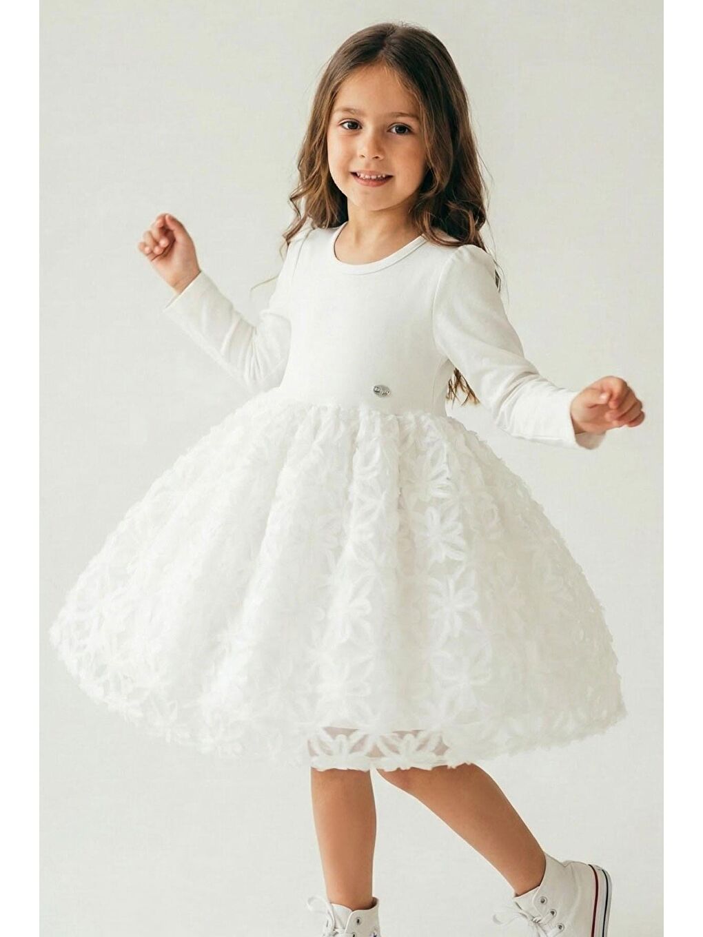 Kız Çocuk Uzun Kollu Elbise Etek Kısmı Organze Kabartmalı Çiçek Tül Detaylı Ekru (3-8 Yaş)-1