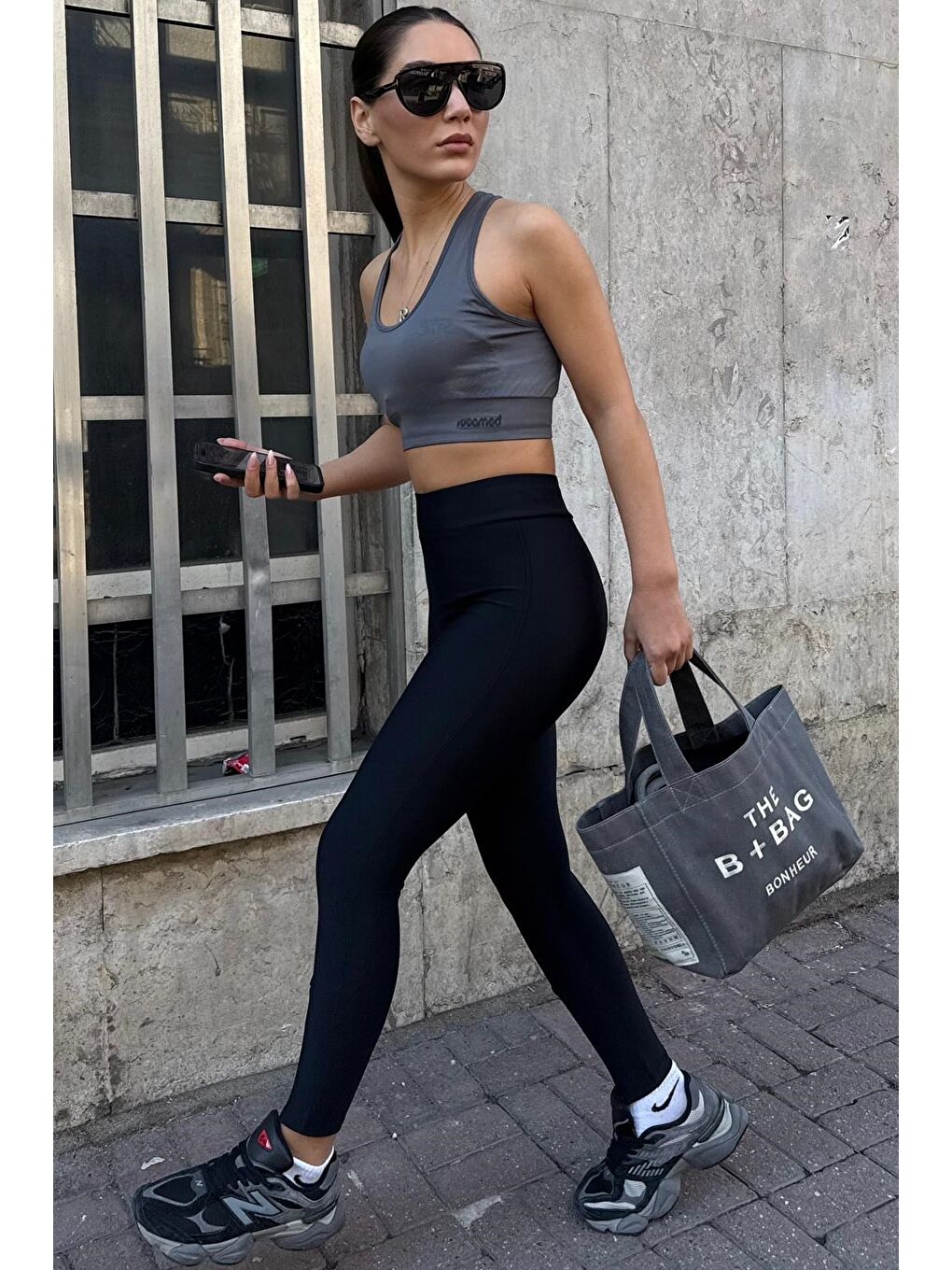 Siyah Active Fit Toparlayıcı Fermuarlı Tayt Mg2791-2