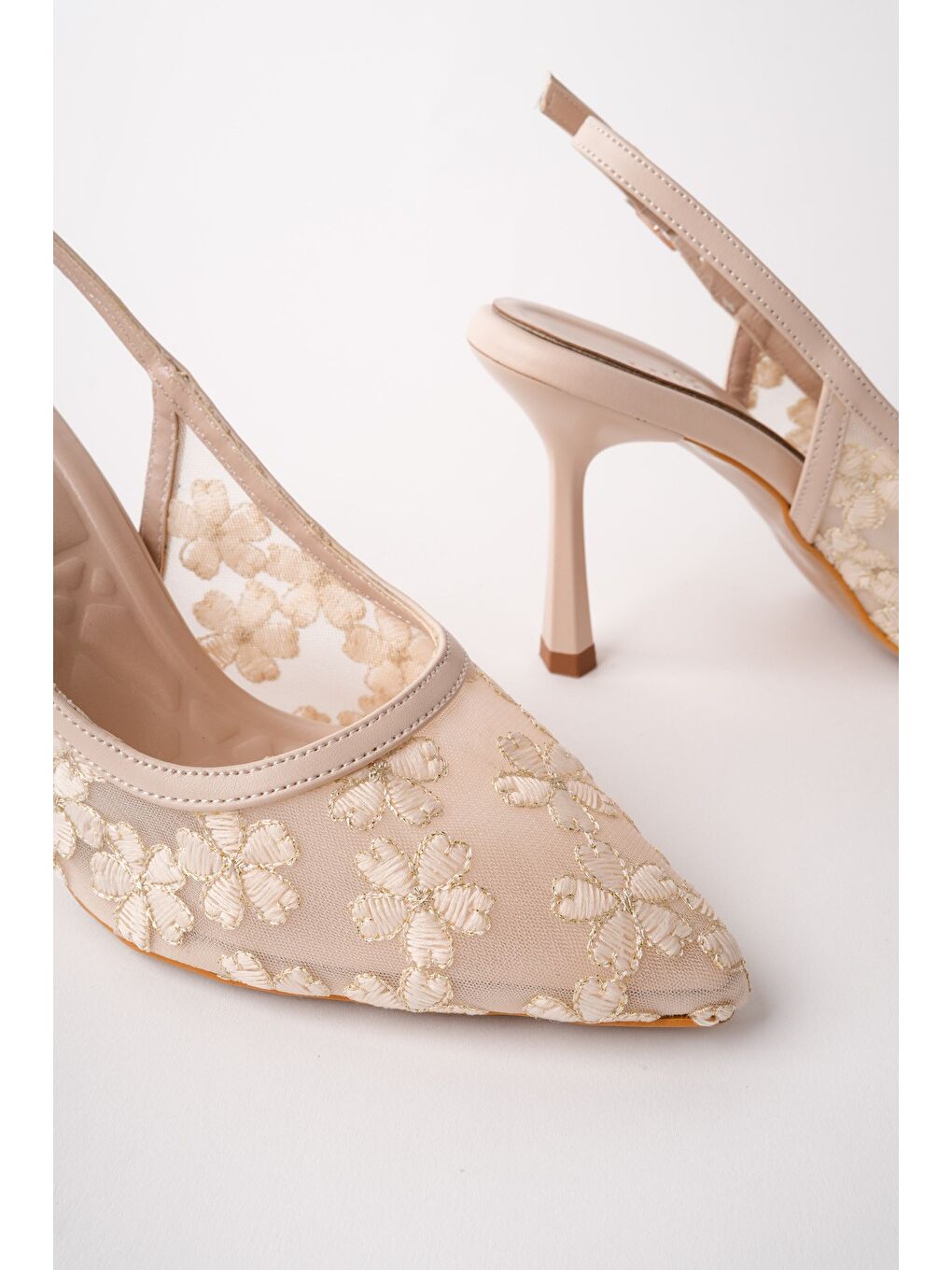 Bej ARİS Dantel Detaylı Sivri Burun Arkası Açık İnce Topuklu Kadın Abiye Ayakkabı-2