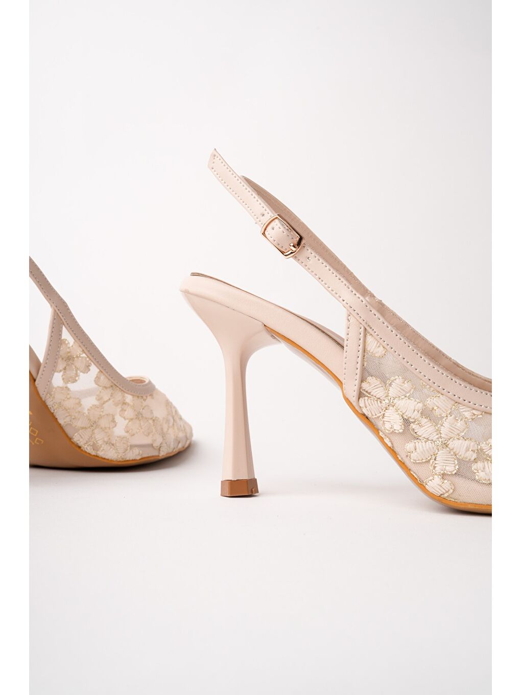 Bej ARİS Dantel Detaylı Sivri Burun Arkası Açık İnce Topuklu Kadın Abiye Ayakkabı-3