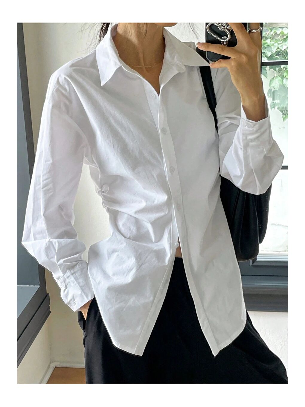 Beyaz Kadın Yan Büzgü Detaylı Gömlek Elastanlı Pamuklu Uzun Kollu Gömlek-5
