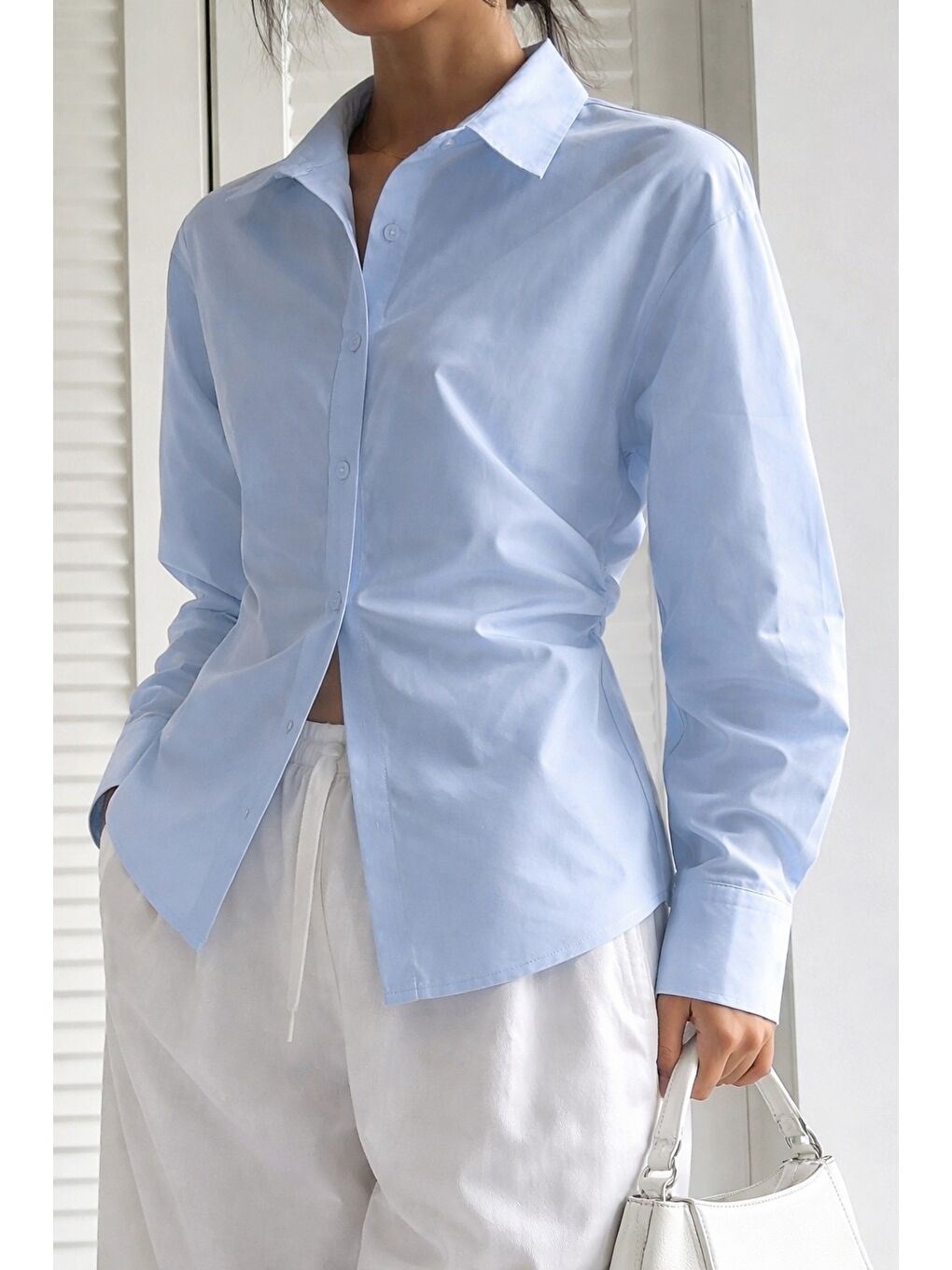Mavi Kadın Yan Büzgü Detaylı Gömlek Elastanlı Pamuklu Uzun Kollu Gömlek-3
