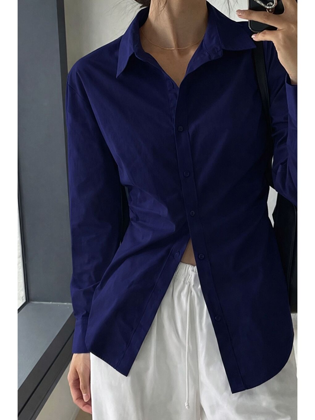 Lacivert Kadın Yan Büzgü Detaylı Gömlek Elastanlı Pamuklu Uzun Kollu Gömlek-5
