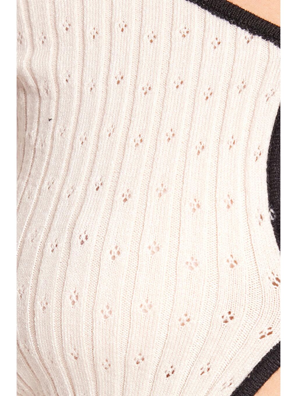 Kadın Slim Fit Dar Kesim Uzun Kollu U Yaka Bağlama Detaylı Bej Hırka-4