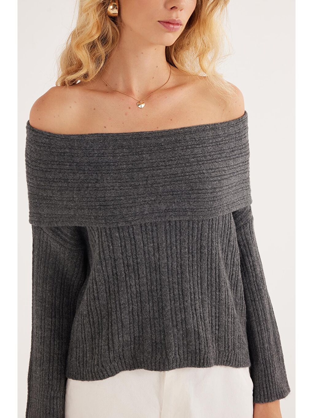 Kadın Regular Fit Klasik Kesim Uzun Kollu Omzu Açık Antrasit Kazak-2