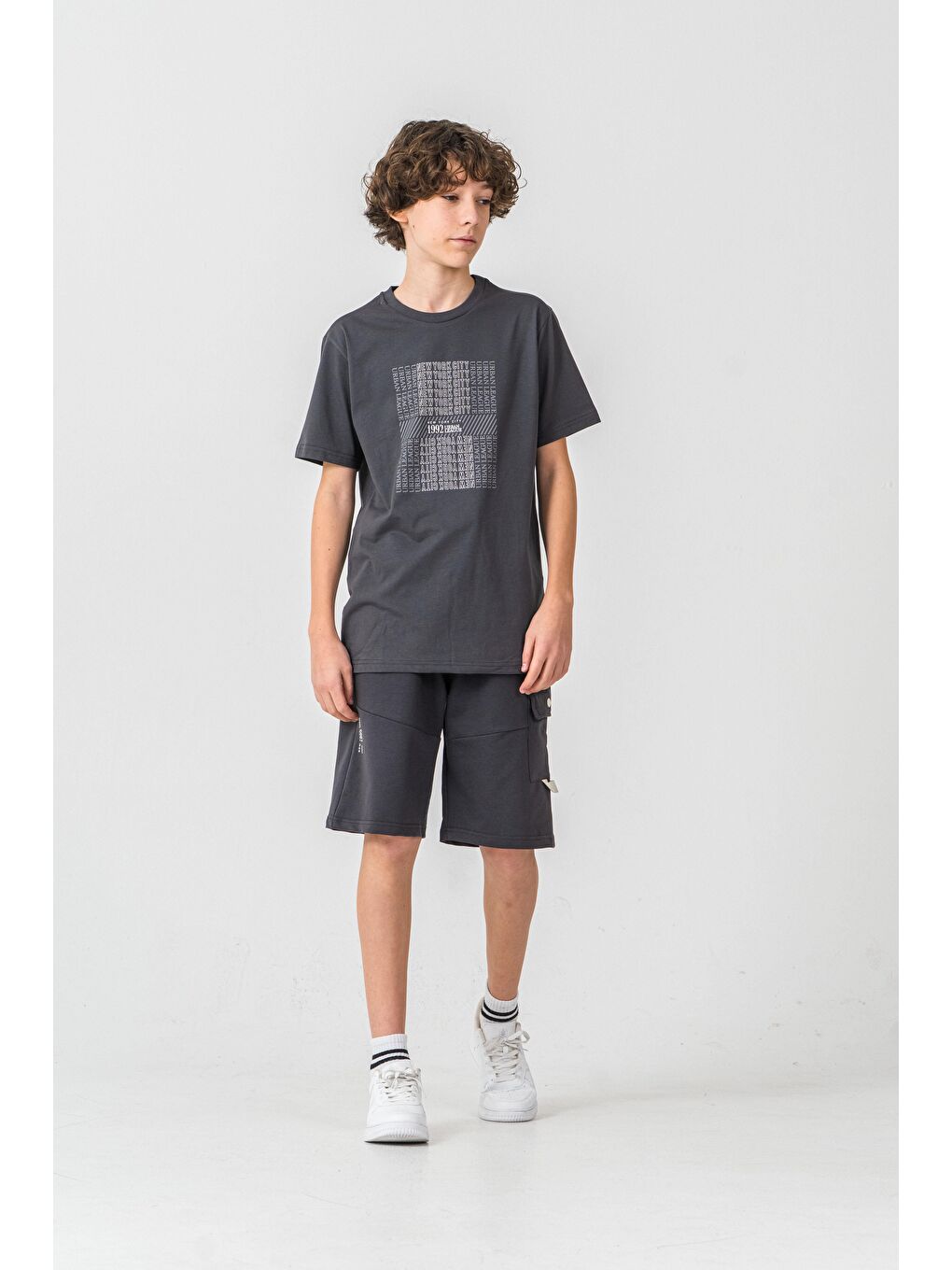 Gri New York City Urban 1992 League Baskılı Kargo Cepli Erkek Çocuk Şort - Tişört Takımı-1