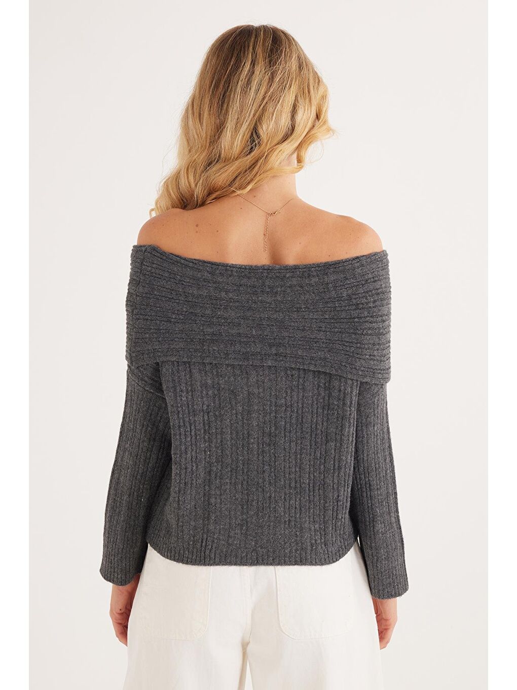 Kadın Regular Fit Klasik Kesim Uzun Kollu Omzu Açık Antrasit Kazak-6