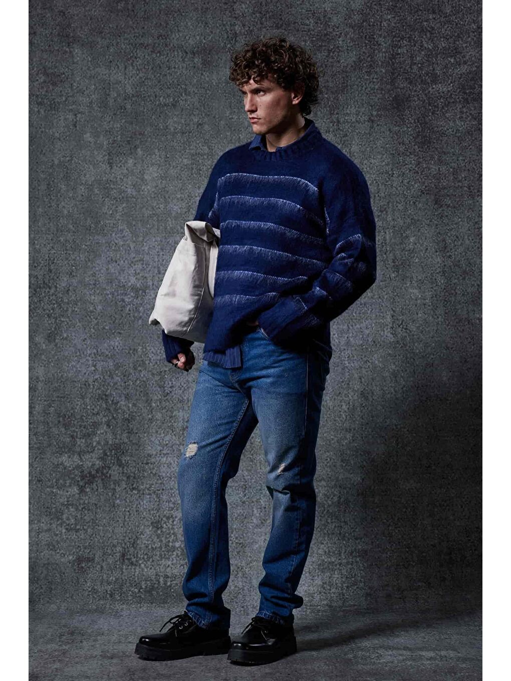 Erkek Oversize Çizgili Tüylü Triko Kazak Lacivert-6