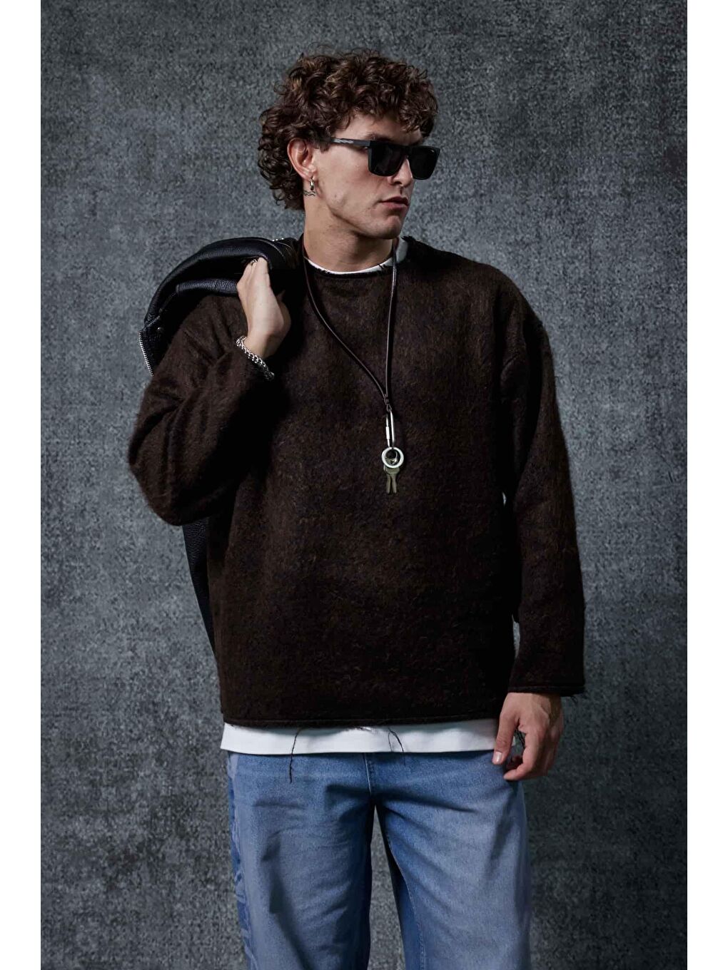 Erkek Dokulu Oversize Kazak Kahverengi-1