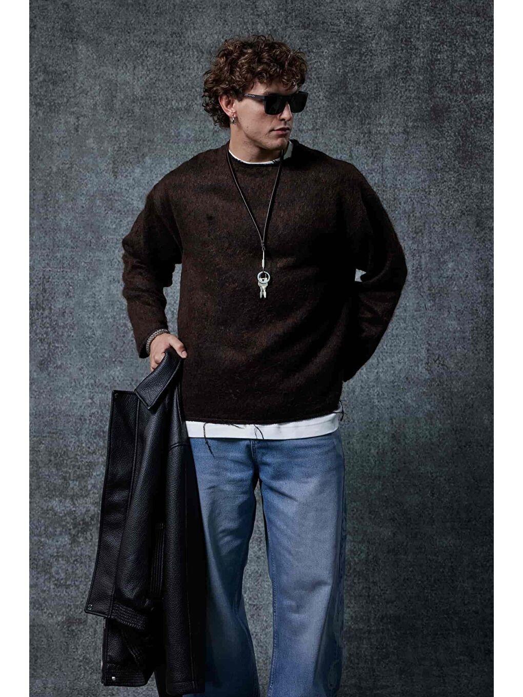 Erkek Dokulu Oversize Kazak Kahverengi-2